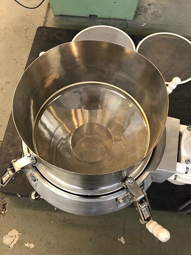 Used D 15508 E - Vibratory Sieve RUSSELL COMPACT 27400