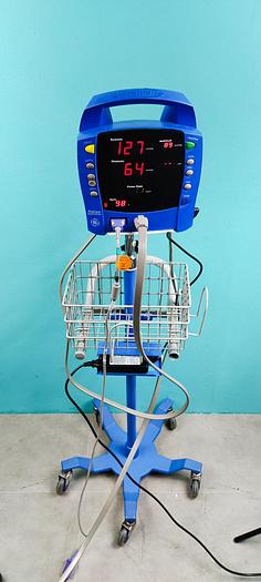 Gebraucht GE DINAMAP ProCare  Auscultatory  Patientenmonitor auf Trolly 