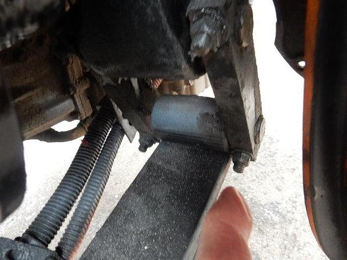 Used 2009 Freightliner M2-112V