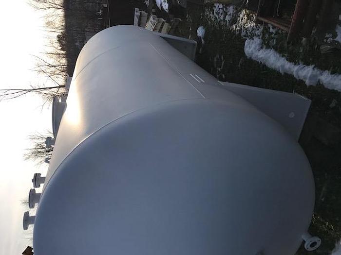 D'occasion USED 13 200 GALLON TANK, CARBON STEEL, HORIZONTAL