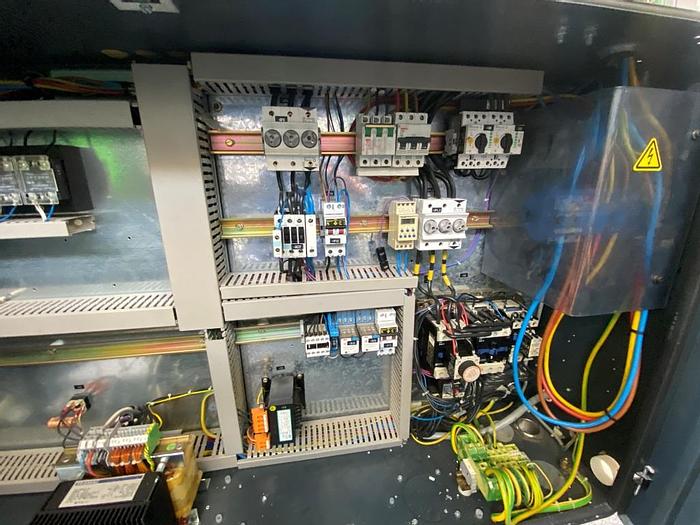 Used 2000 Demag Ergotech 150/500-320 System Injection Moulding Machine