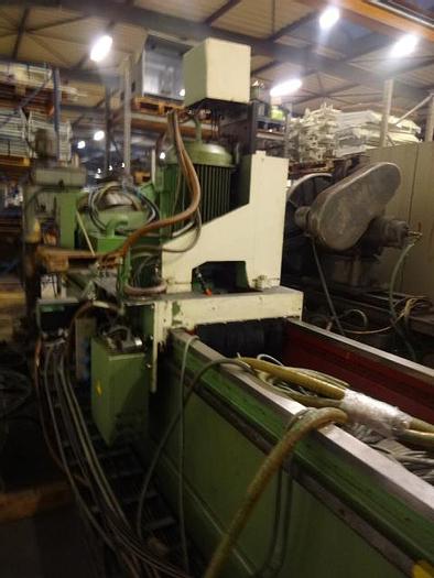 Utilisé Rectifieuse plane à broche verticale mobile Marque Gockel type GB 65/U65