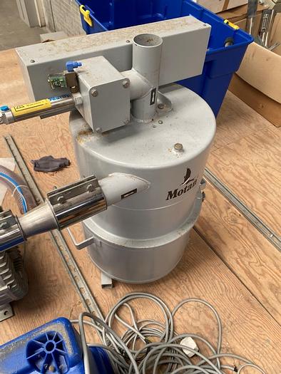 Used 2000 Netstal Synergy S-1750-900 Moulding Machine