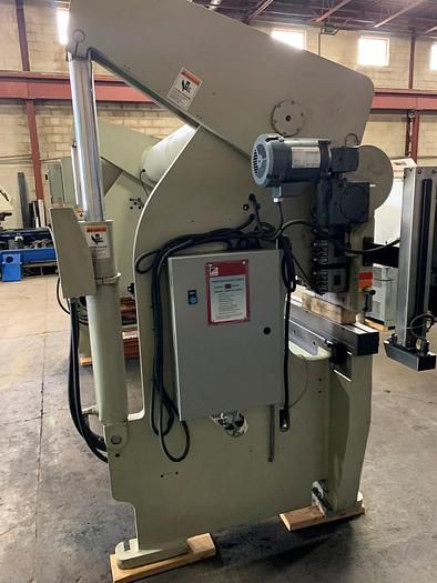 Used 130 TON X 10', 2011, ACCURPRESS, CNC PRESS BRAKE