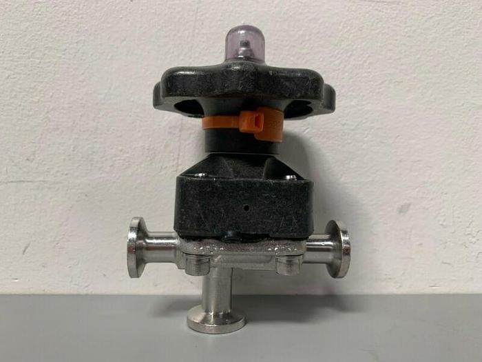 Used ITT Pure-Flo .5-316L-RA201163 Diaphragm Valve, w/ Three 1" Sanitary Fittings