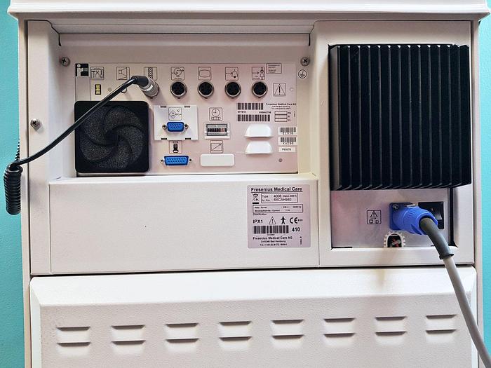 Gebraucht Fresenius Medical Care 4008 (Option: 4008H) Dialysegerät