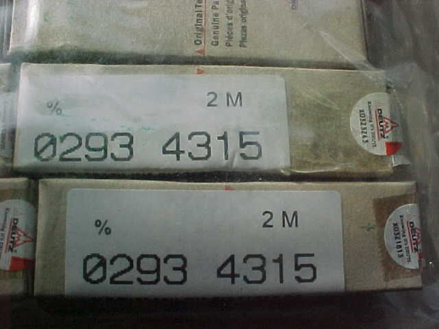 Used INJECTOR NOZZLE DEUTZ