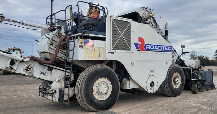 Used Roadtec SB2500D