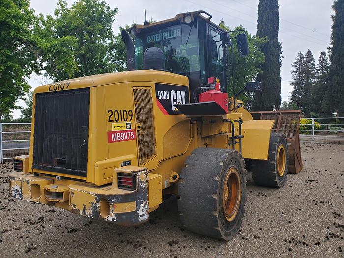 Used 2009 CAT 938H