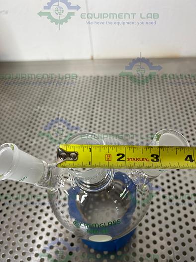 Used Chemglass  CG-1524-08 1000mL Heavy Wall Round Bottom Flask, 3-Neck Angled 20°
