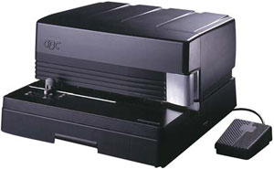 GBC MagnaPunch Electronic Desk-Top Punch