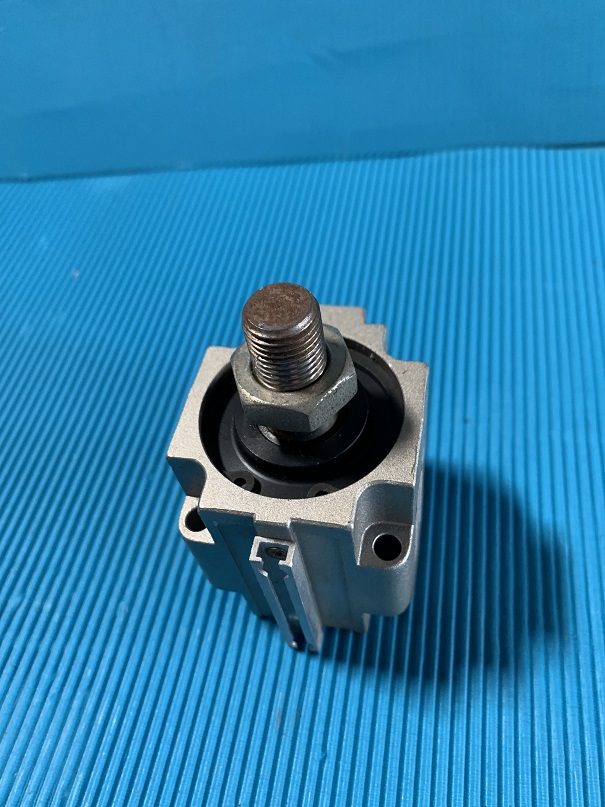 Used SMC Air Cylinder CDQ1B40-20DCM-A8