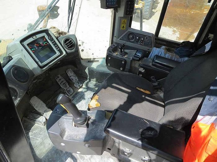Used 2012 CATERPILLAR 966K