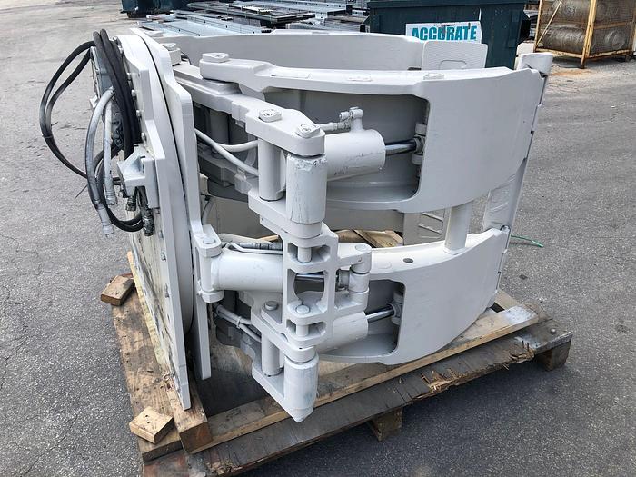 Used 72" CASCADE SPLIT FRAME PAPER ROLL CLAMP MODEL 90F-RDS-112 MFG. 2013