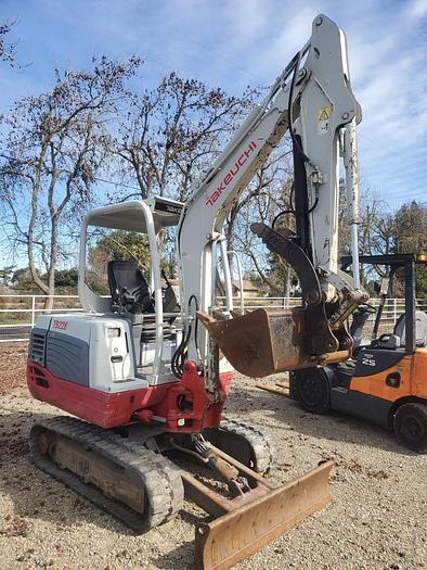 Used 2014 Takeuchi TB228