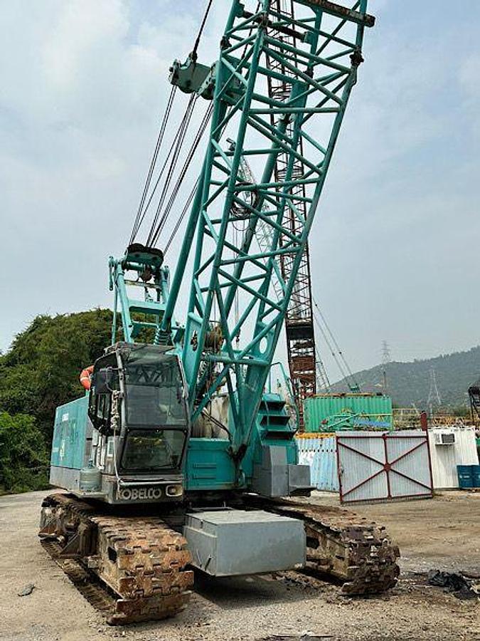 Used 2011 KOBELCO CKE900-1F