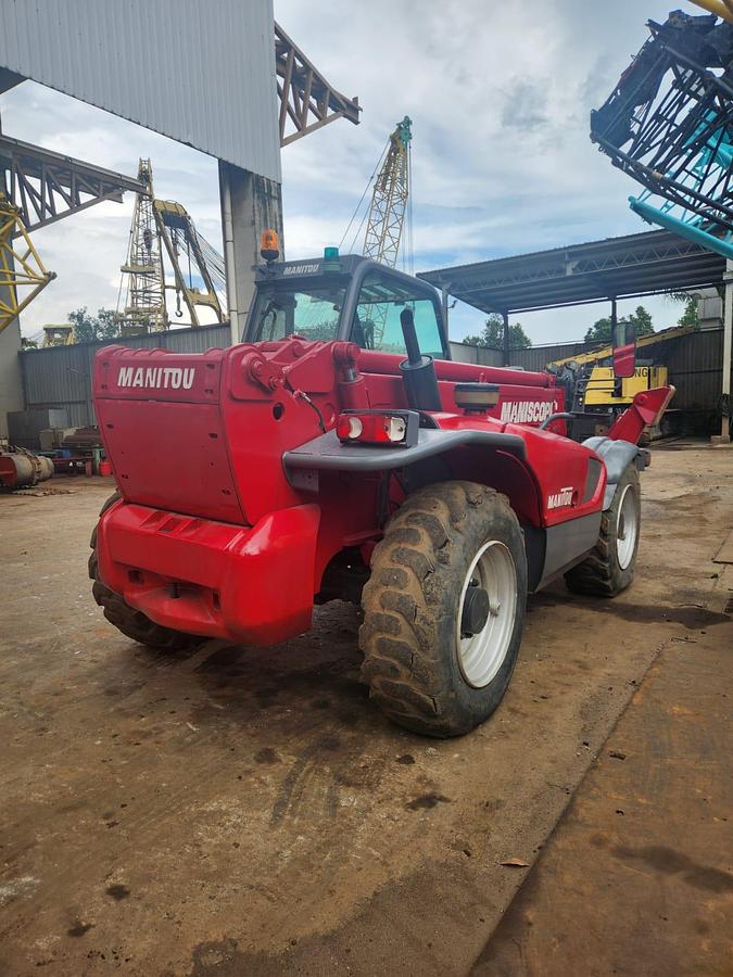 Used 2007 Used MANITOU MT1740SLT Tele Forklift