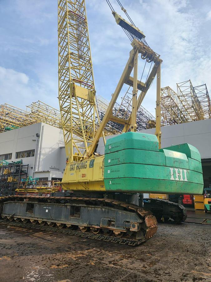 Used 200 Ton Used CCH2000-5 Crawler Crane