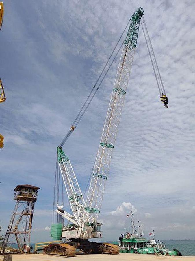 Used 400 Ton Used DEMAG CC2000J Crawler Crane