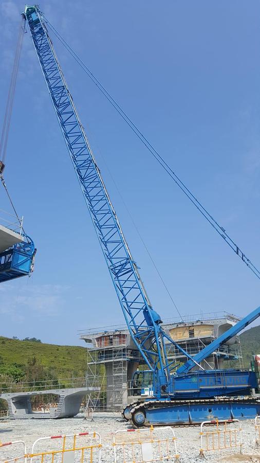 Used 350 Ton Used Condition DEMAG CC2000-1 Crawler Crane