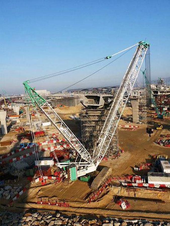 Used 600 Ton Used DEMAG CC2800-1 Crawler Crane