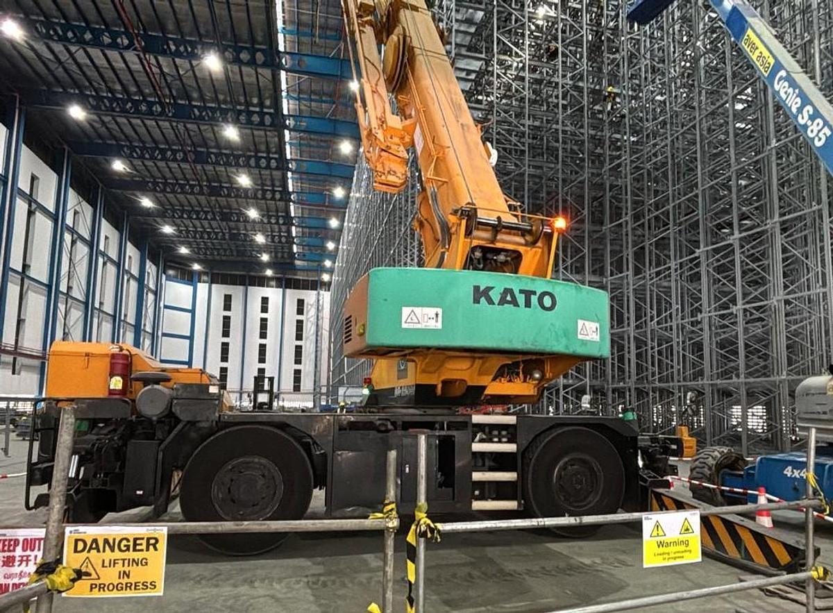 Used 25 Ton Used KR25HV8 Rough Terrain Crane