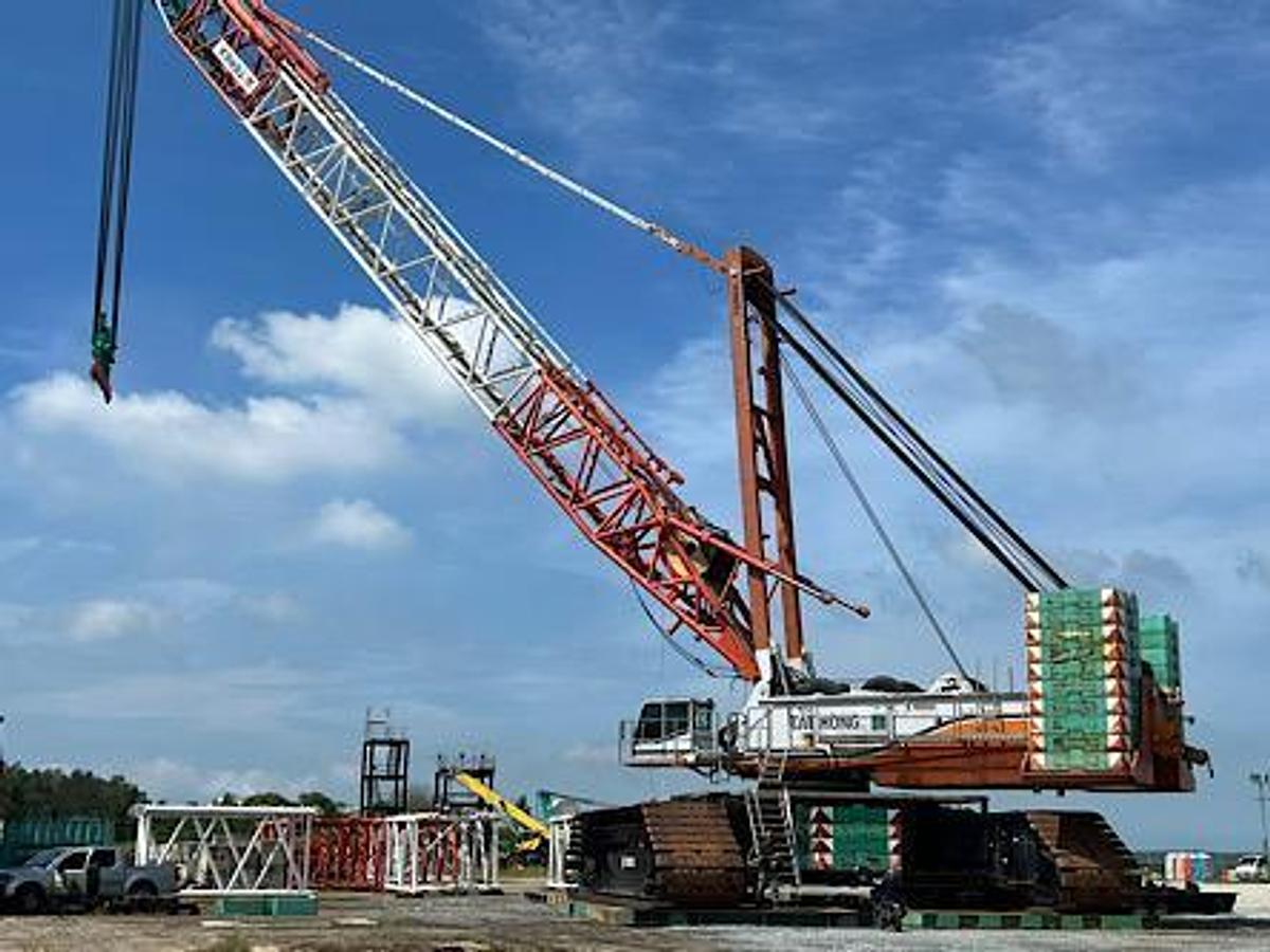 Used 1200 Ton Used DEMAG CC6800 Crawler Crane