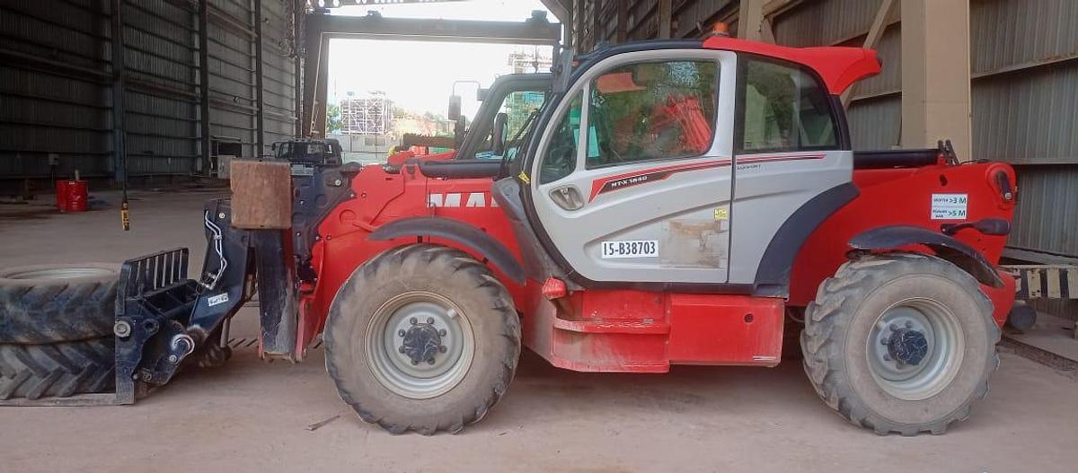 Tele Forklift
