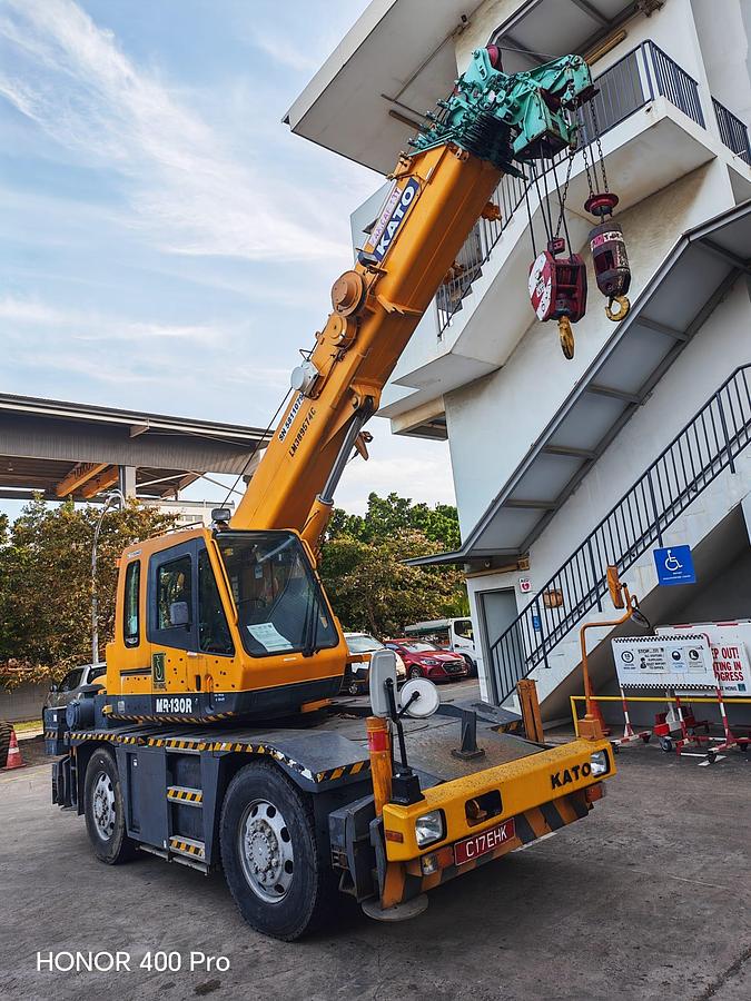 Used 13 Ton Used KRM13H-II Rough Terrain Crane
