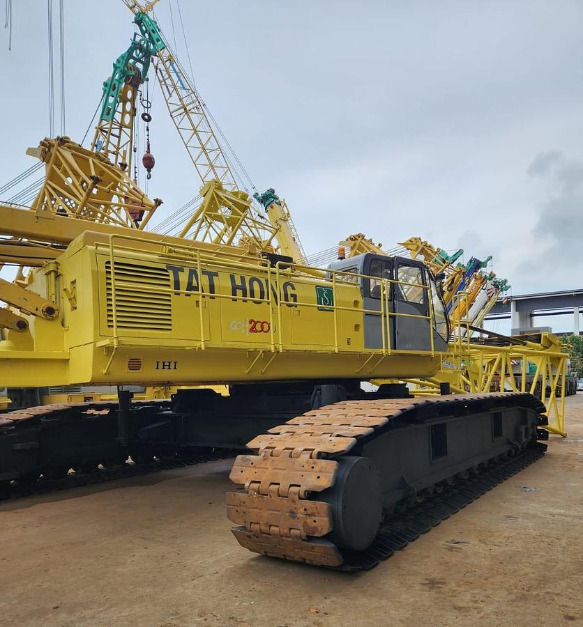 Used 200 Ton Used CCH2000-5 Crawler Crane