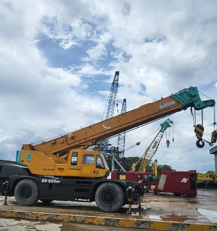 Used 50 Ton Used KATO SS500SP Rough Terrain Crane