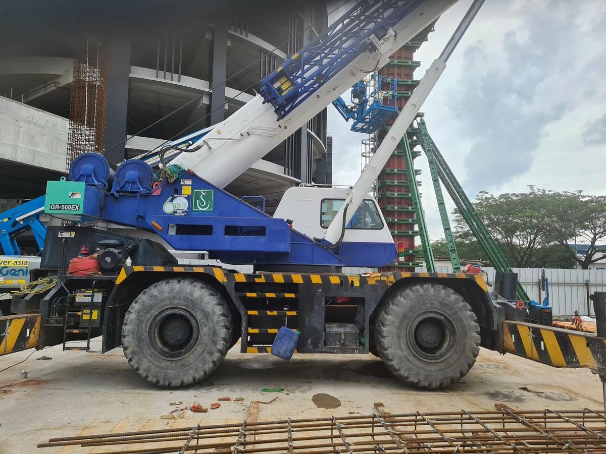 Used 50 Ton Used TADANO GR500EX Rough Terrain Crane