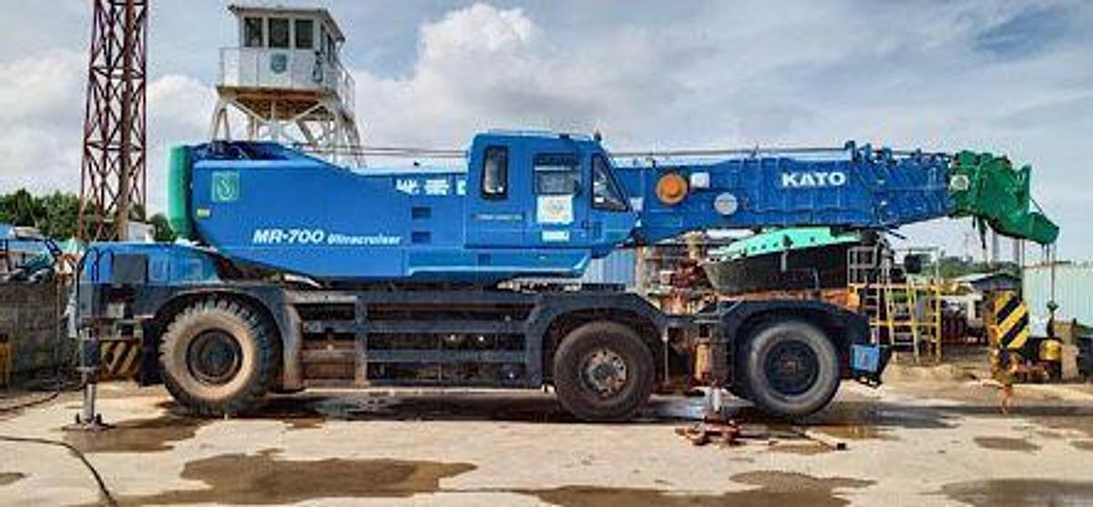 Used 70 Ton Used KATO MR700(KR70H) Rough Terrain Crane