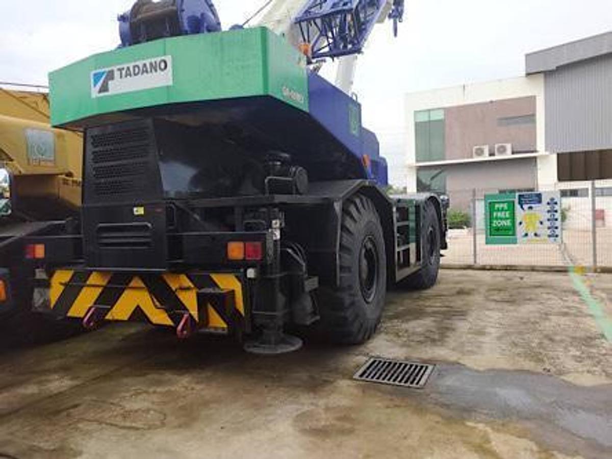 Used 55 Ton Used TADANO GR550EX Rough Terrain Crane