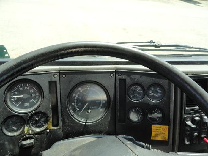 Used 1999 STERLING sc7000