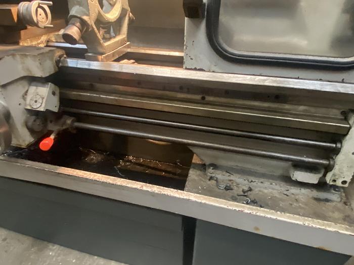 Used XYZ CR 1550 Manual Lathe