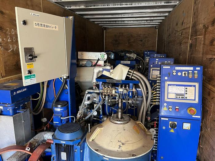 Promoted Wartsila W18V32 with ABB generator excellent condition very low hours.