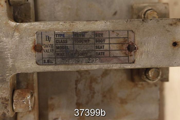 Used Davis Valve Co. Davis 4" Hand Operated Knife Gate Valve #37399