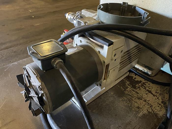 Used GTH 2065 SERIES TRAVELING HEAD PRESS 30 TON
