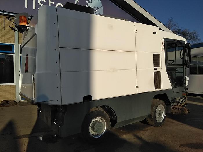 Gebruikt 2006 Ravo 530 STH