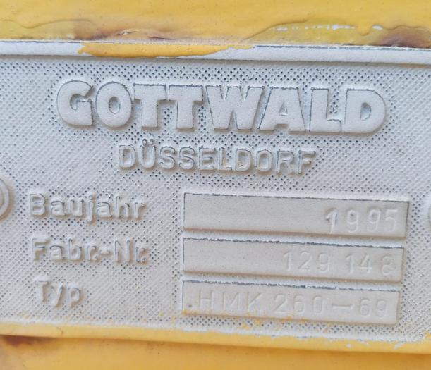 Used Gottwald Harbour Crane ModelHMK 260-69 40 tonne Capacity 1995