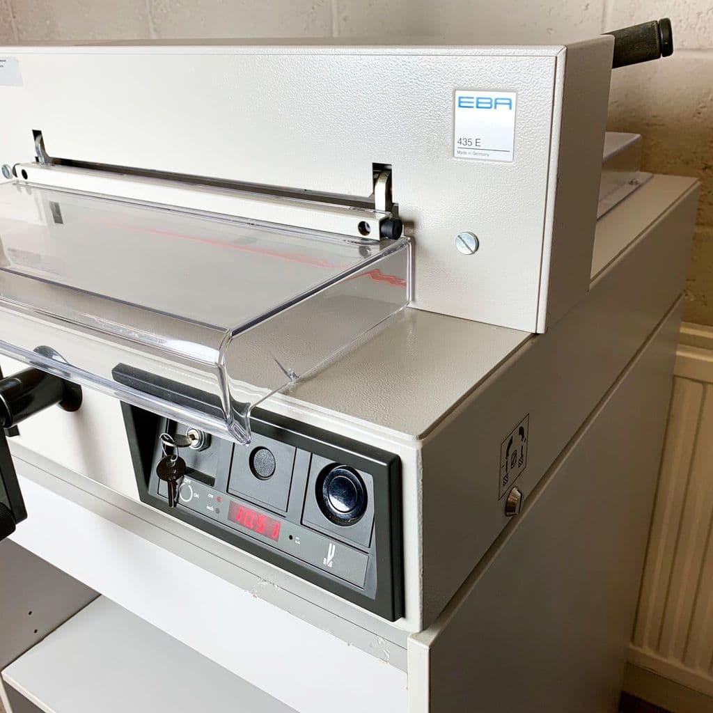 Used Pre-owned EBA 435E / IDEAL 4215 Guillotine & Cabinet
