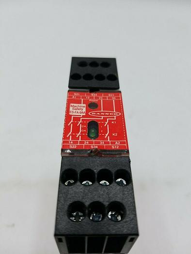 Used Banner ES-FA-9AA Safety Relay