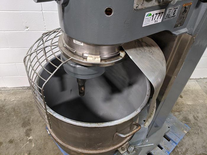 Used Hobart V1401 Dough Mixer
