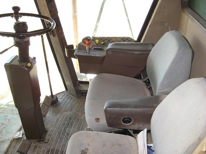 Used John Deere 9600 Combine ***Newly refurbished***