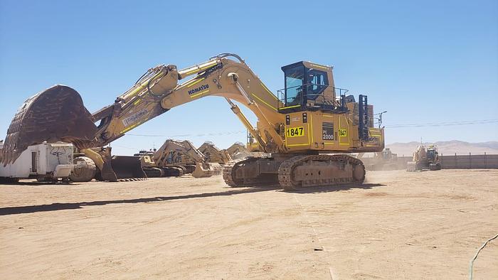 Usado KOMATSU PC2000