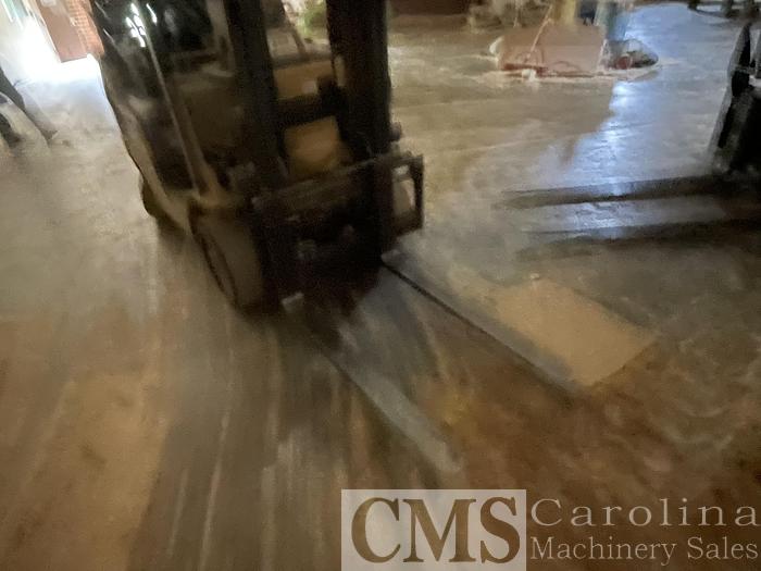 Used Caterpillar 2C4000 4,000 Lbs Forklift