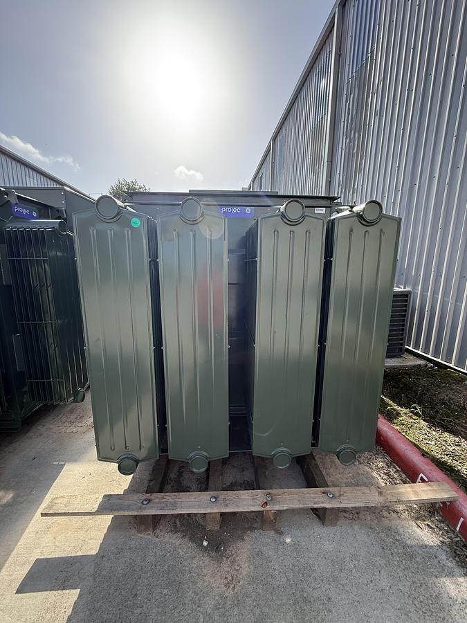 Surplus ***Coming Soon!***2.6 MVA Transformer HV: 13.8 kV  LV: 415V pad mounted (x16)