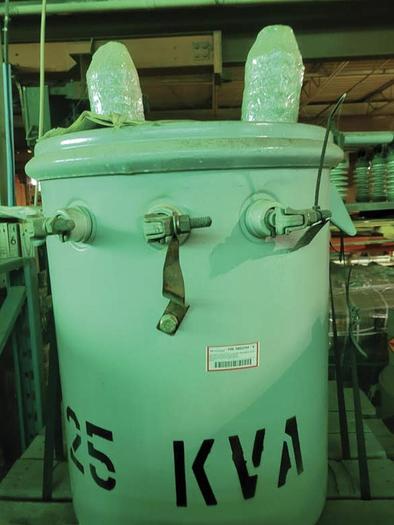 Surplus Westinghouse 100kva 14400V 125KV BIL Outdoor Capacitors