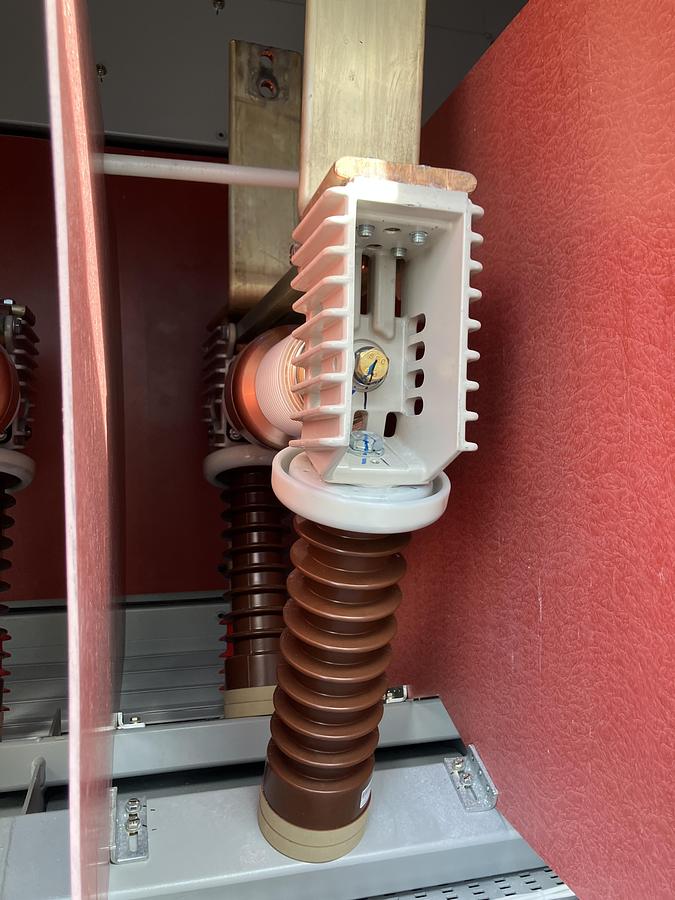 Surplus 2025 Siemens SDV7-SE 38kV-2000A new unused surplus Vacuum breaker